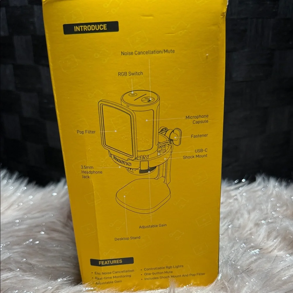Black Gaming USB Microphone with RGB Lighting
